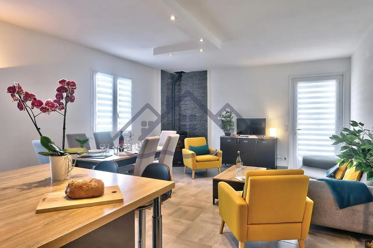 Villa Localise - M33B - Kerbraz, Maison En Duplex Avec Jardin Clos Au Guilvinec - Tout A Pied, Plages, Port, Centre, Commerces, Marche - Wif Inclus - Linge De Lit Inclus Hébergement de vacances